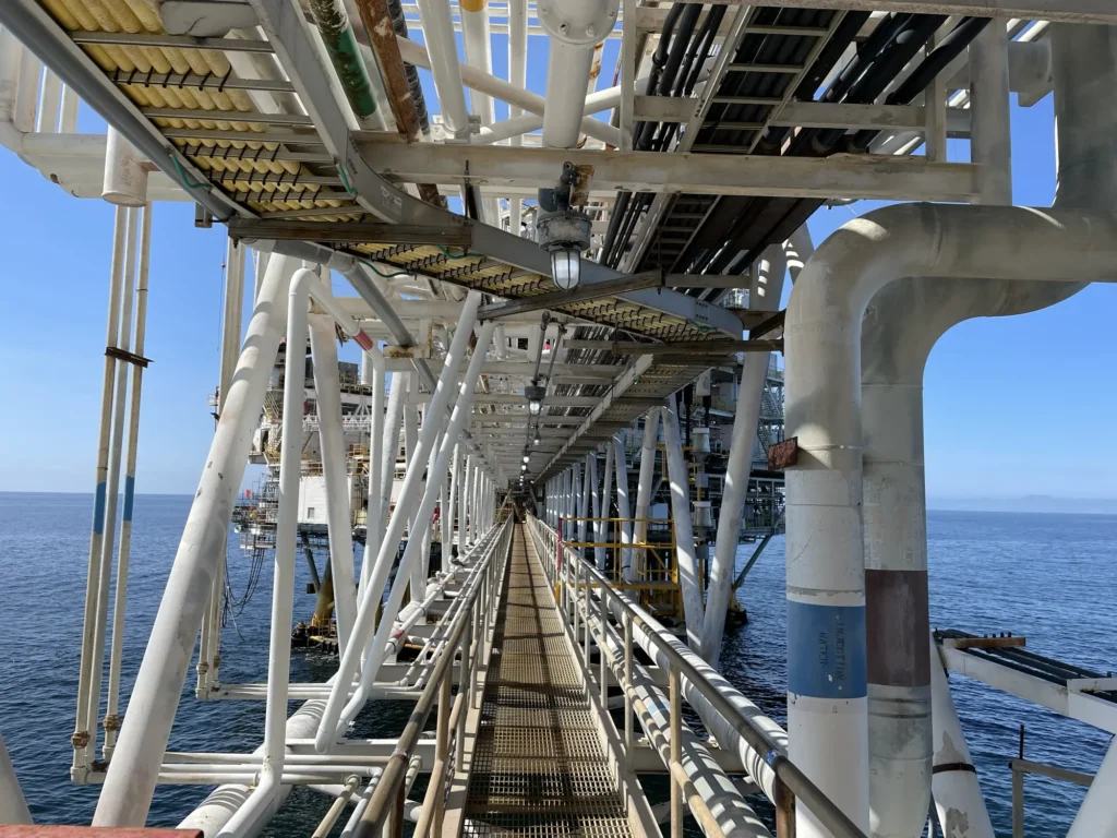 total-western beta offshore project - Walkway #2